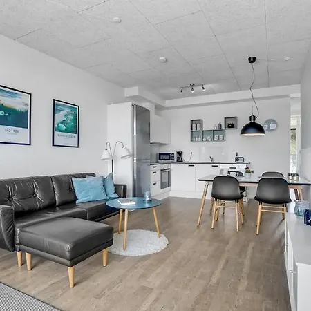 2 Bedroom Stunning In * Hvide Sande
